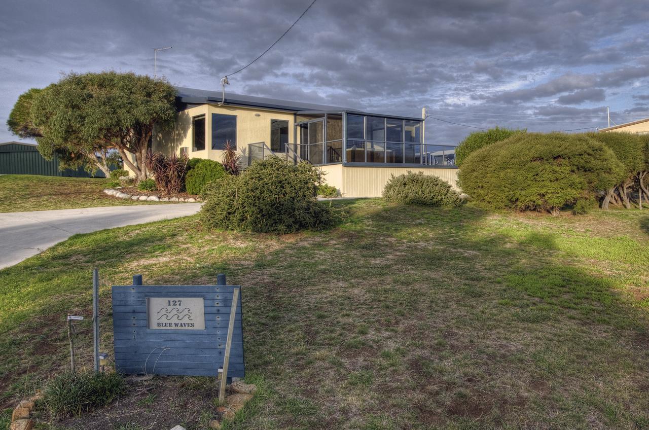 Villa Blue Waves à Coles Bay Extérieur photo